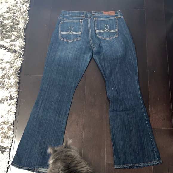 Lucky Brand size 12/31 Regular Women's Dark Indigo Flare Jeans Sofia Boot. - Picture 4 of 10